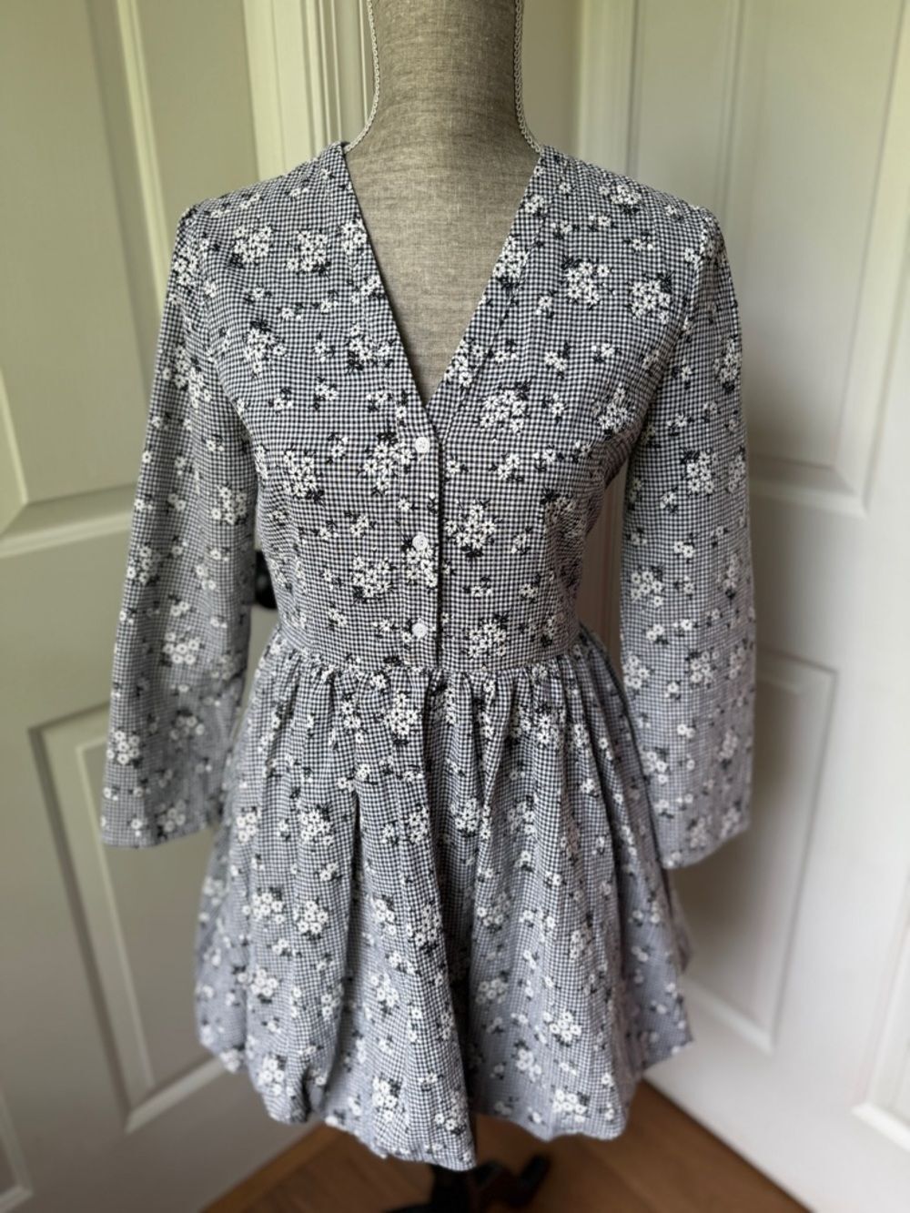 The Shirt Rochelle Behrens Gingham And Floral Mini Dress Size Small